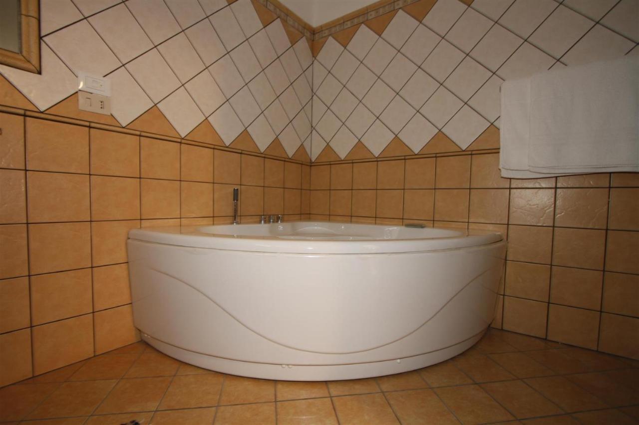 ברצלונה פוצו די גוטו George Hotel מראה חיצוני תמונה